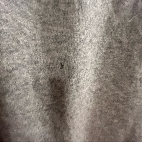 J.Crew Women's Gray 100% Italian Spun Cashmere Sweater M Long Sleeve- flawed - Picture 14 of 14